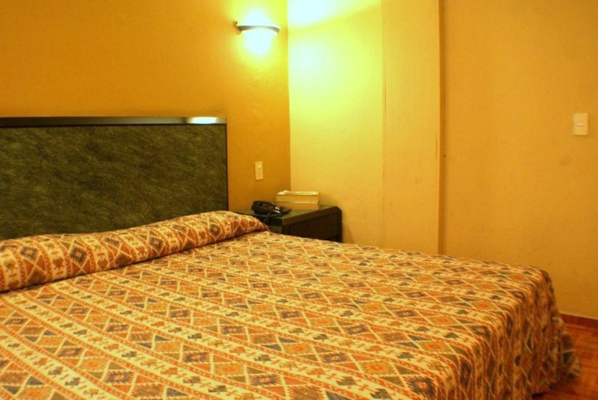 Hotel Universo Guadalajara Dış mekan fotoğraf