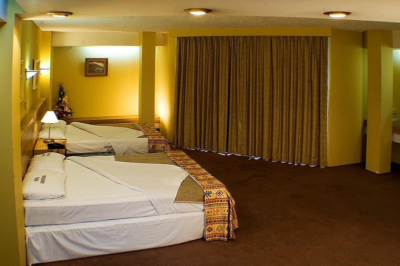 Hotel Universo Guadalajara Dış mekan fotoğraf